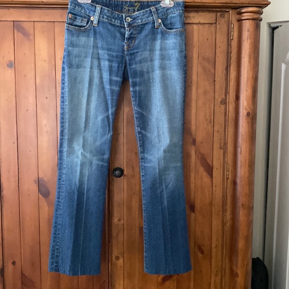 7Seven super low stretch jeans size 26